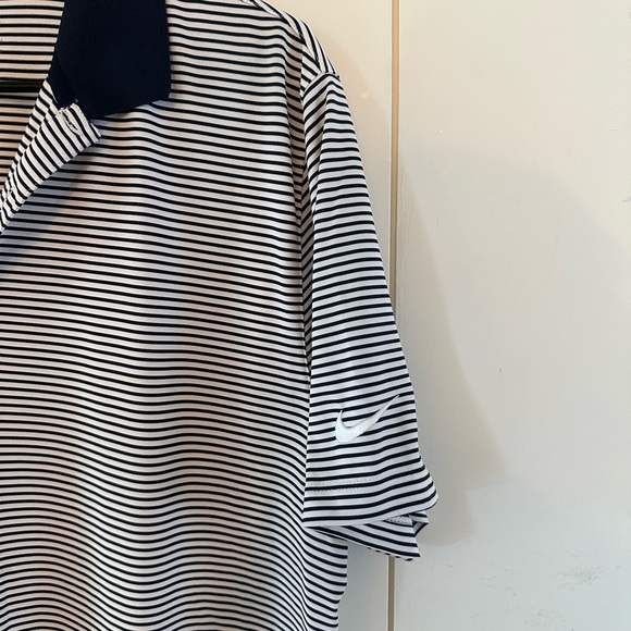 Nike Golf Polo - Picture 2 of 5